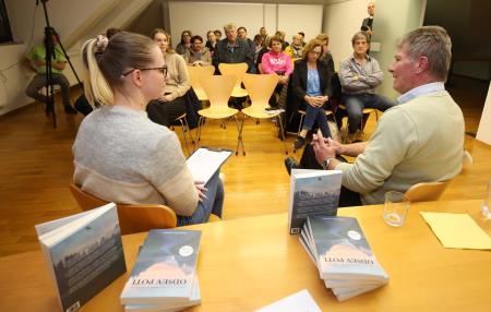 STOJAN STRAŽIŠČAR PREDSTAVITEV KNJIGE 07 FOTO LJUBO VUKELIČ